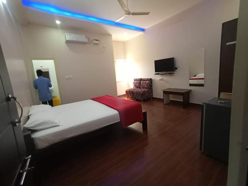 Ss Lodge Devanahalli Extérieur photo